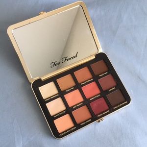 Too Faced Just Peachy mattes  palette